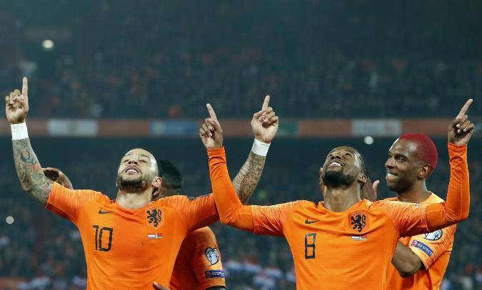  洛里昂锋线双星联手攻破堡垒  