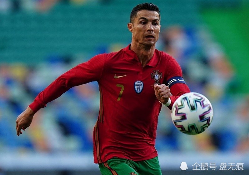 哈兰德蝉联德甲月度最佳射手荣誉  